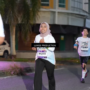 Runner Photo 7990090