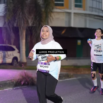 Runner Photo 7990091