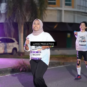 Runner Photo 7990095