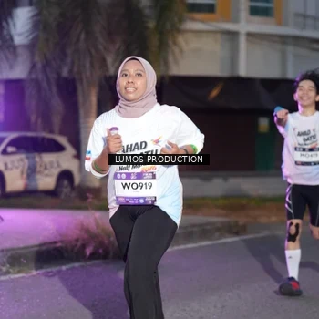 Runner Photo 7990096