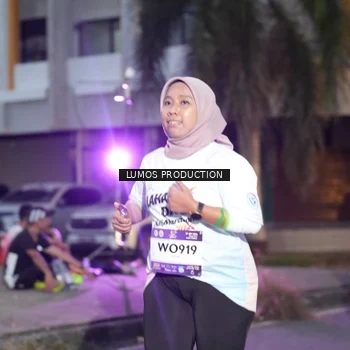 Runner Photo 7990110