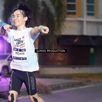 Runner Photo 7990115