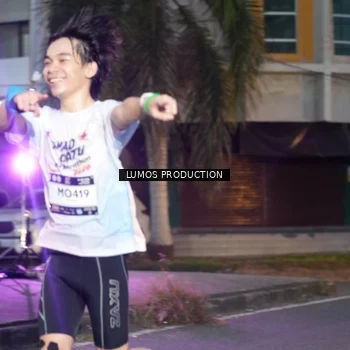 Runner Photo 7990117
