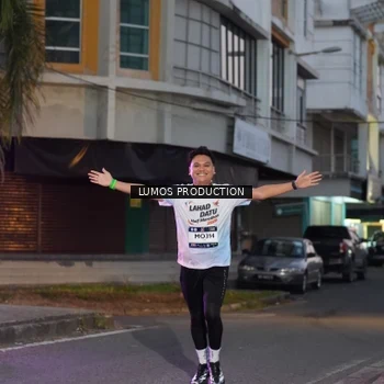 Runner Photo 7990131