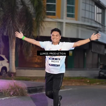 Runner Photo 7990144