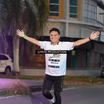 Runner Photo 7990148