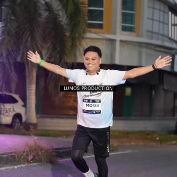 Runner Photo 7990149