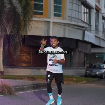 Runner Photo 7990161