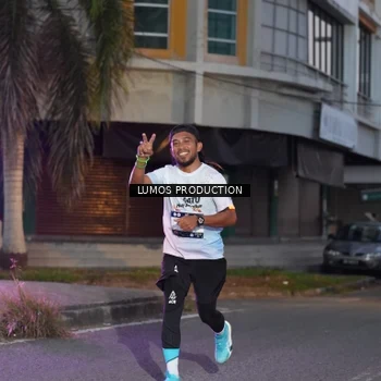 Runner Photo 7990163