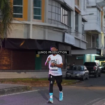 Runner Photo 7990166