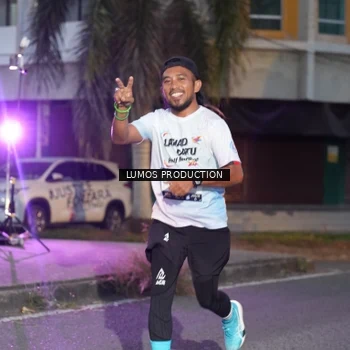 Runner Photo 7990191