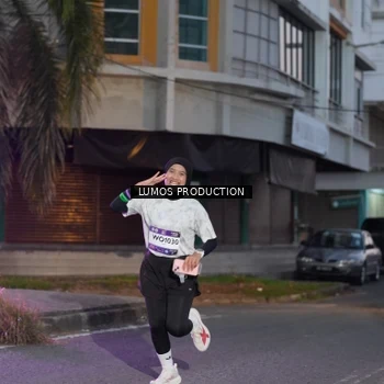 Runner Photo 7990195