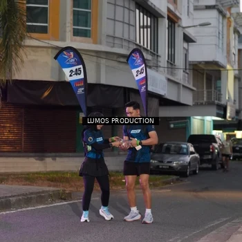 Runner Photo 7990232