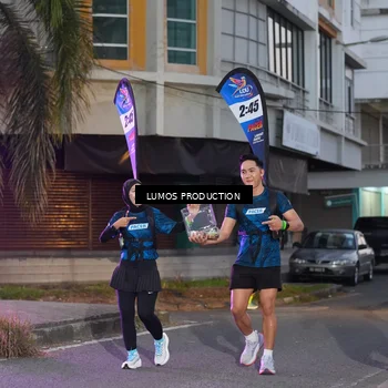 Runner Photo 7990235