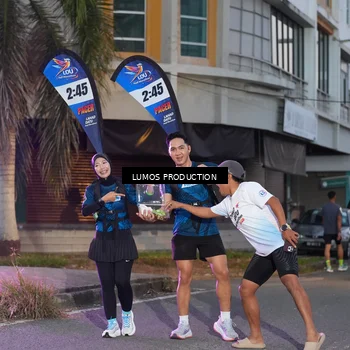 Runner Photo 7990244