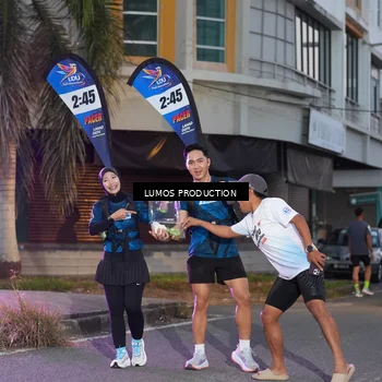 Runner Photo 7990248