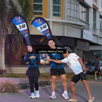 Runner Photo 7990250