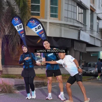 Runner Photo 7990259