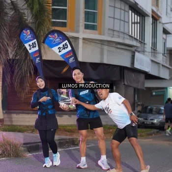 Runner Photo 7990262