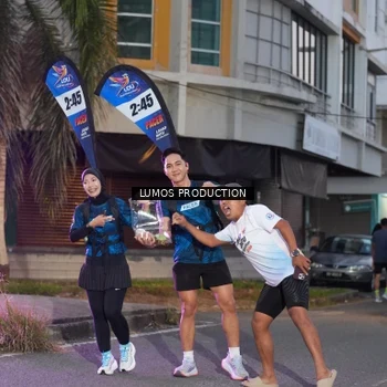 Runner Photo 7990264