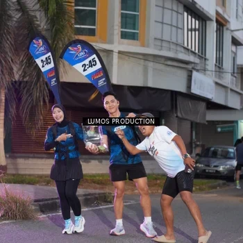 Runner Photo 7990268