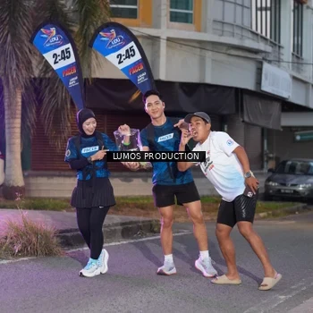 Runner Photo 7990277