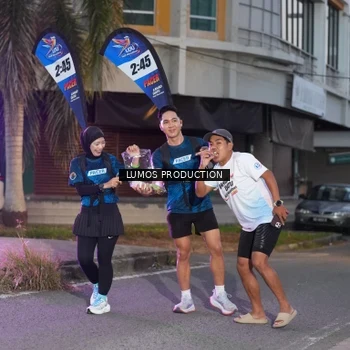Runner Photo 7990281