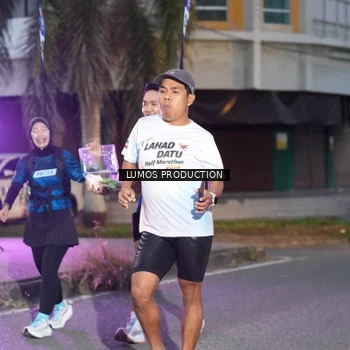 Runner Photo 7990286
