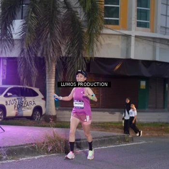 Runner Photo 7990301