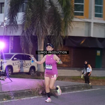 Runner Photo 7990304
