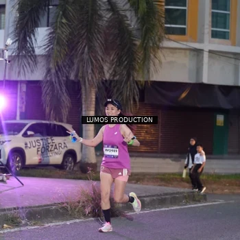 Runner Photo 7990307