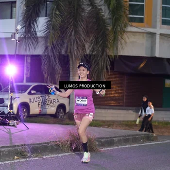 Runner Photo 7990309
