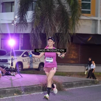 Runner Photo 7990310