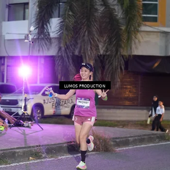 Runner Photo 7990314