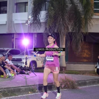 Runner Photo 7990316