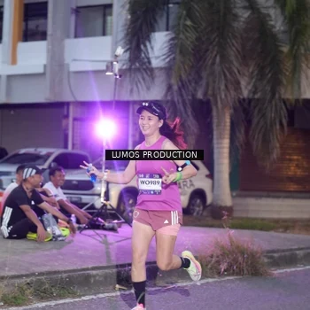 Runner Photo 7990324