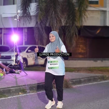 Runner Photo 7990362