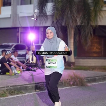 Runner Photo 7990369