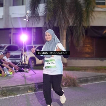Runner Photo 7990371