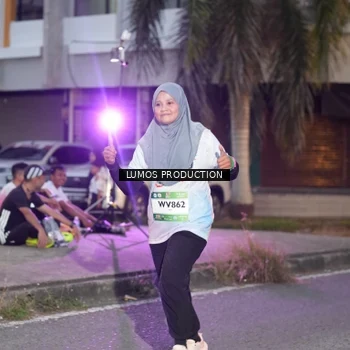 Runner Photo 7990374