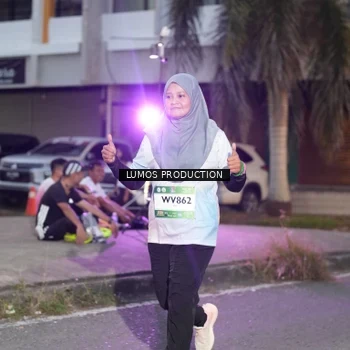 Runner Photo 7990375