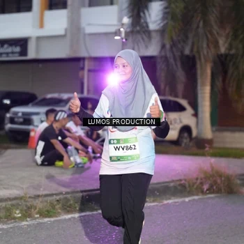 Runner Photo 7990376