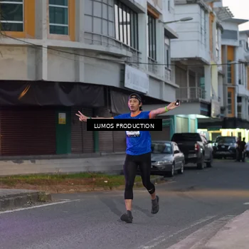 Runner Photo 7990378