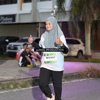 Runner Photo 7990383