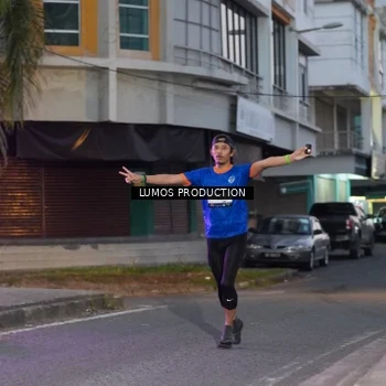 Runner Photo 7990388