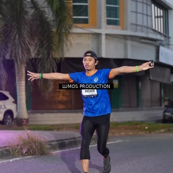 Runner Photo 7990403