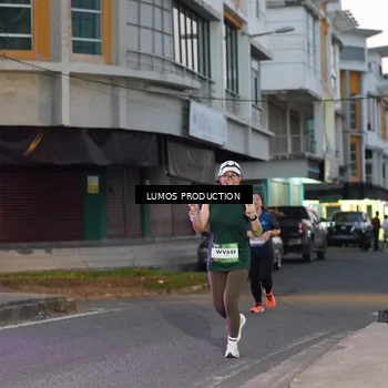 Runner Photo 7990442