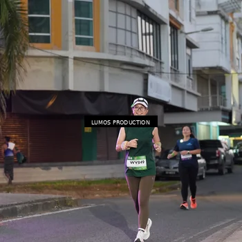 Runner Photo 7990445