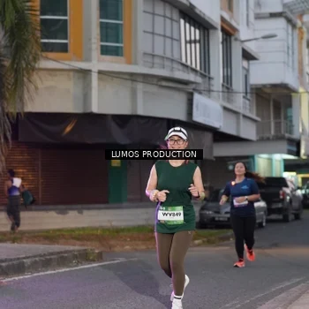 Runner Photo 7990446
