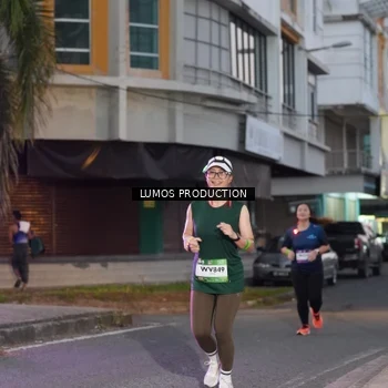 Runner Photo 7990449